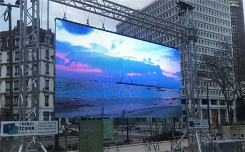 戶外LED顯示屏的日常維護(hù)指南 | 四川LED屏
